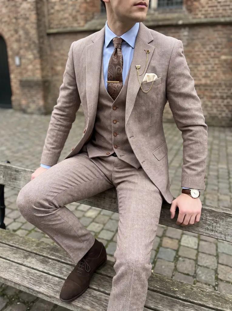 Taupe Driedelig Pak Heren — PK249